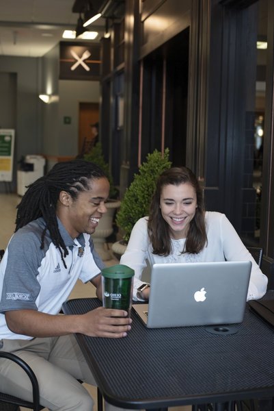 COBGradPrograms's tweet photo. BREAKING NEWS: Our Full Time MBA program broke through the Top 10 for accelerated MBA programs! Check out the story: https://t.co/sRhQp57lMh https://t.co/WsK2JRNvWN