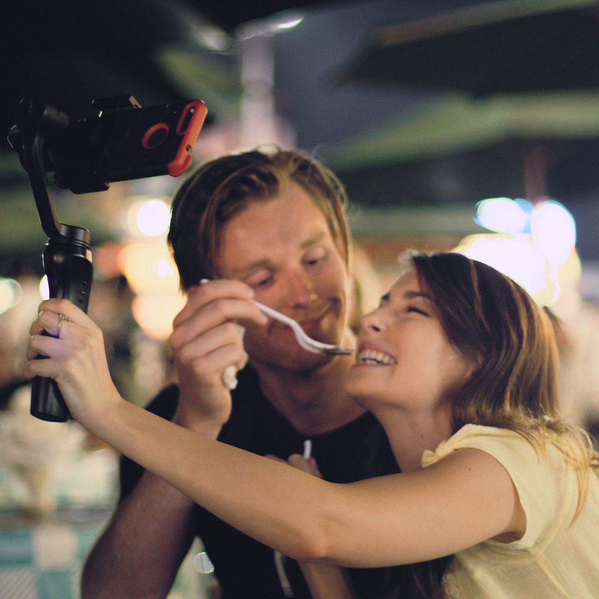 marSoarOfficial's tweet image. Record your romantic memories on the Glide.

#phonegimbal #iphonex #SmartPhoneStabilizer #GoProGimbal #photography #travel #gimbal #newtoy #MobileFilmmaking #zhiyuncrane #zhiyuntech #zhiyun #zhiyungimbal #followfocus #3axisgimbal #3axis #zhiyunsmooth4 #marsoar #glidegimbal