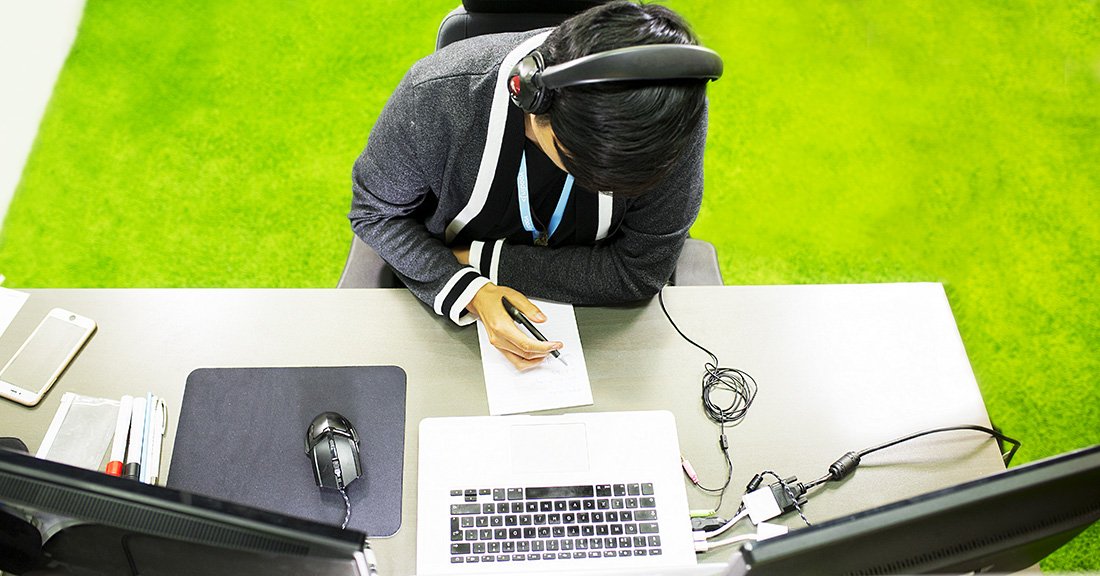 vaadin's tweet image. Are you at the beginning of your Vaadin career? Here you can find courses to boost your knowledge of Vaadin technologies:
vaad.in/2FHL0E6 
#devtraining #javadeveloper #developer #vaadin