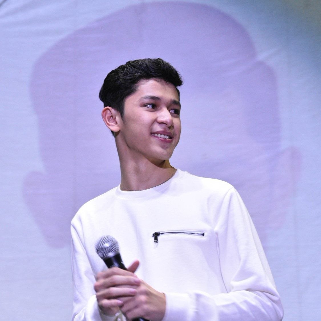 Aljon_Consp's tweet photo. Kung masaya ka, masaya na din kami💙✨ @AljonMendoza_  @TeamAljonGlobal https://t.co/UEdjIIOU1a