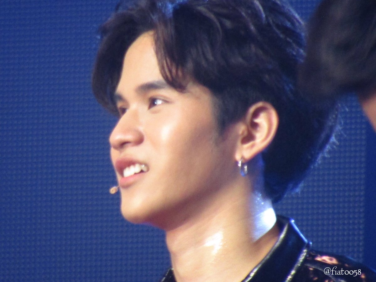 Fiat0058's tweet photo. 190127 #YILoveYou2019 
#Fiat_Pattadon #Patnion 
#RespectFiat #Fiatfocus 

😭😭😭💕💕💕👏🏼👏🏼👏🏼👏🏼
汗！！！！！！！好き！！！！！！ https://t.co/s8nmCXx3Aj