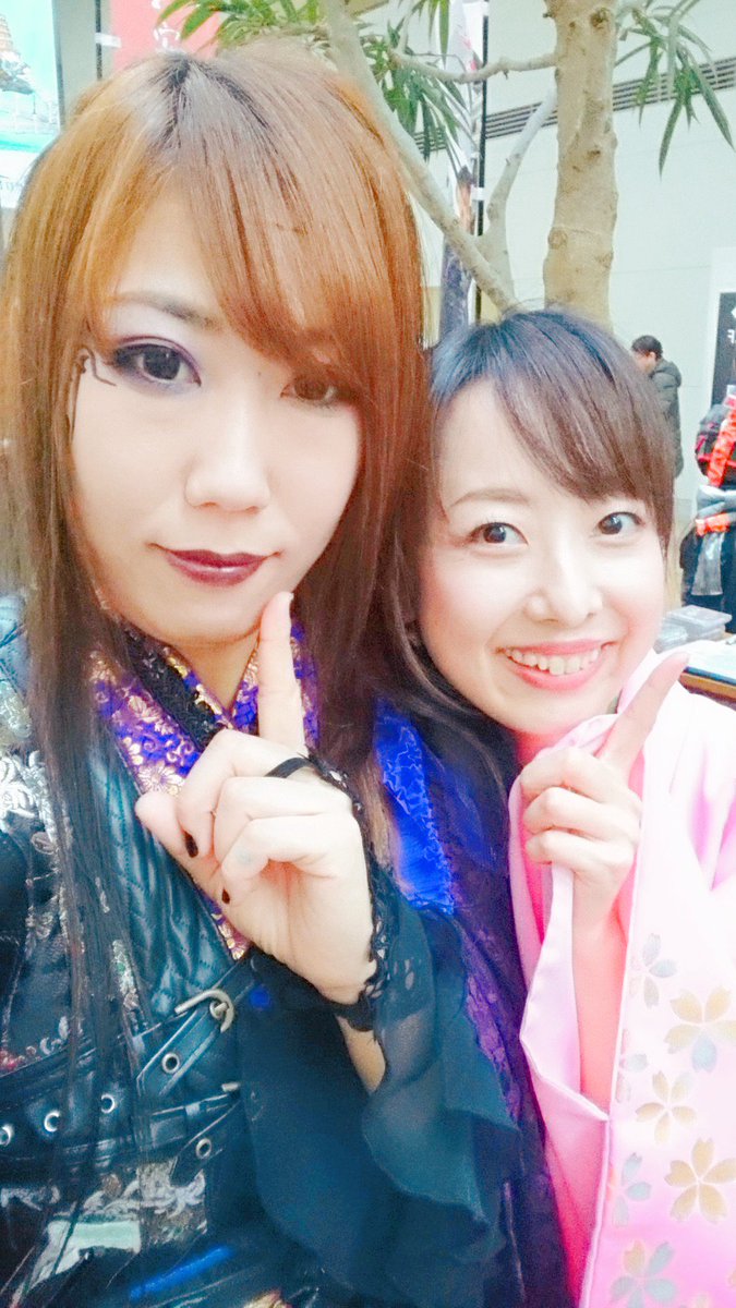 その③ 
#後ろでがんばる母上
#こそっと遊ぶ娘たち 
#武将博