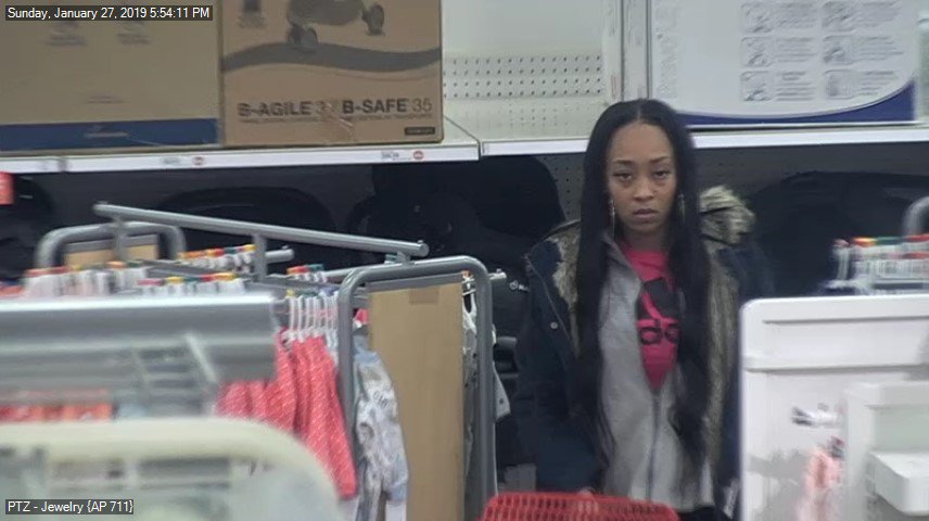 OmahaPolice's tweet photo. #OPD needs to know who this suspect is that used mace on an employee when confronted over shoplifting. Turn em in for a chance at some easy 💵💵💵.
https://t.co/rQpWfxwbgN to get paid! Report AL29028
#OMRC #violent #peppersprayhurts #turnemin via @OPDCrimeStop https://t.co/8oBDaV6Kwf