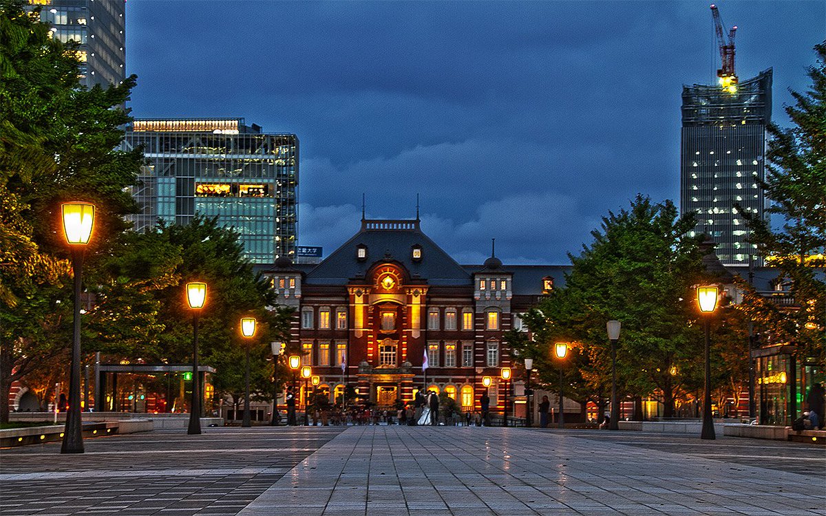 Yoshiaki 夜の東京駅丸の内駅舎 皇居に続く行幸通りから撮影した東京駅舎 写真好きな人と繋がりたい 写真で伝えたい私の世界 東京駅 東京駅舎 夜景 Tokyo Photography Station 丸の内駅前広場 丸の内 Hdr ブログtourdehdr Stage3 T Co