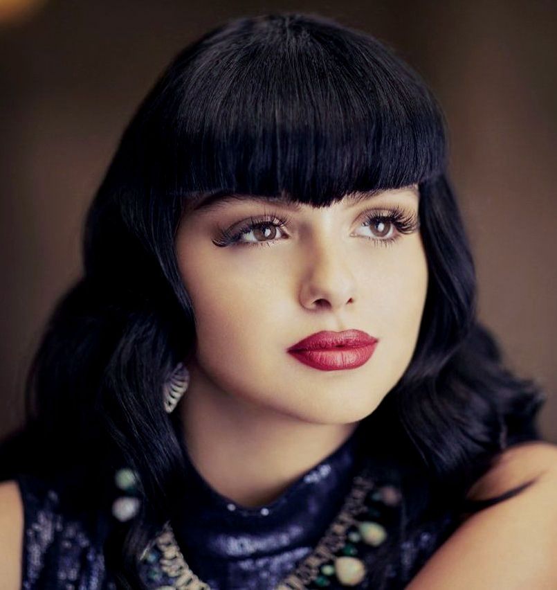Ariel Winter January 28 Sending Very Happy Birthday WIshes! All the Best!  