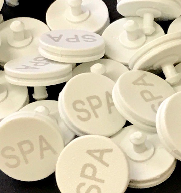 snappytags's tweet photo. We also provide white #etched #tags - ideal for #spa #healthclub #poolside #hotels and #leisure industries. Industrial wash proof and guaranteed not to come off. https://t.co/fcP3qBVflQ
