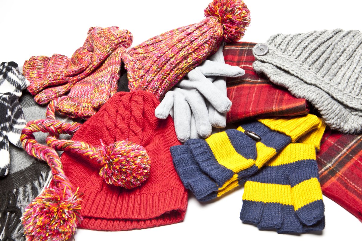 Rockets – with the upcoming winter weather it is important to be prepared. If you are in need of a coat, hat, gloves or scarf, please visit Kate’s Closet in the Catharine S. Eberly Center where warm weather gear is available for free, while supplies last. utoledo.edu/centers/eberly…