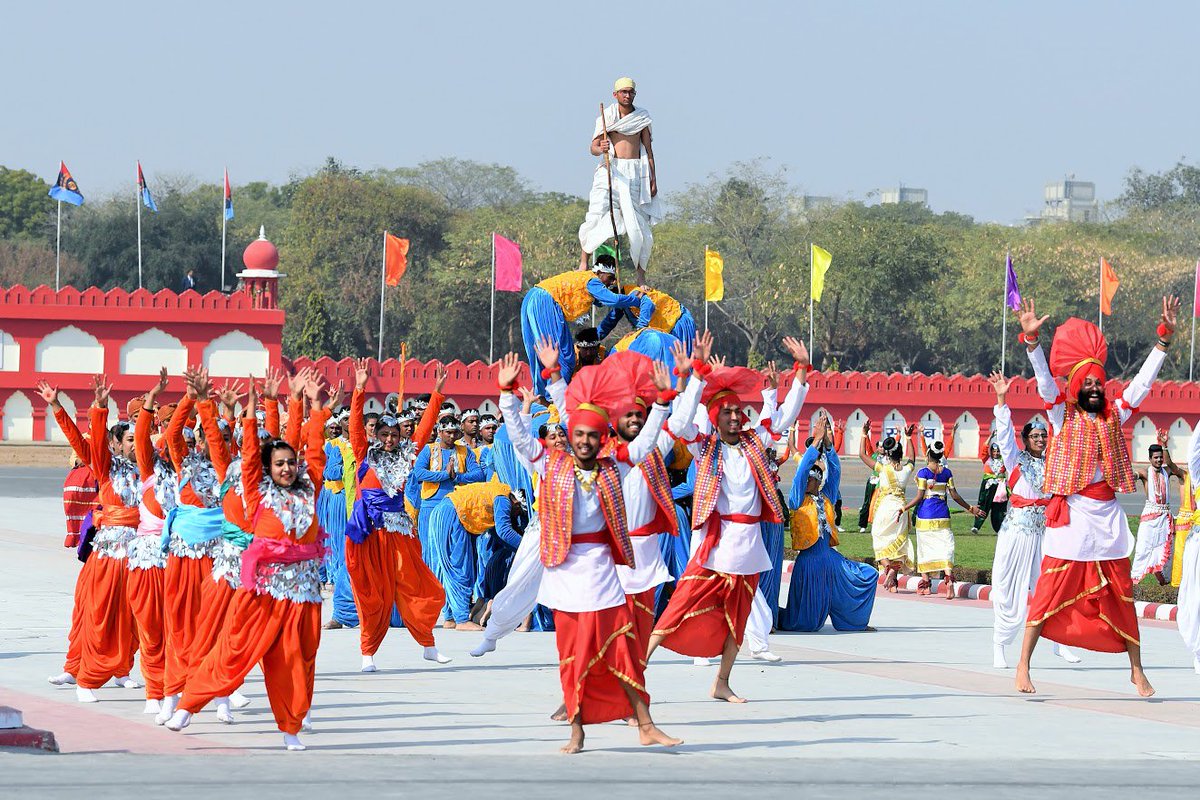narendramodi's tweet image. Sharing some pictures from the NCC Rally in Delhi today. 

I congratulate all those associated with the NCC family and wish them the very best for their future endeavours.