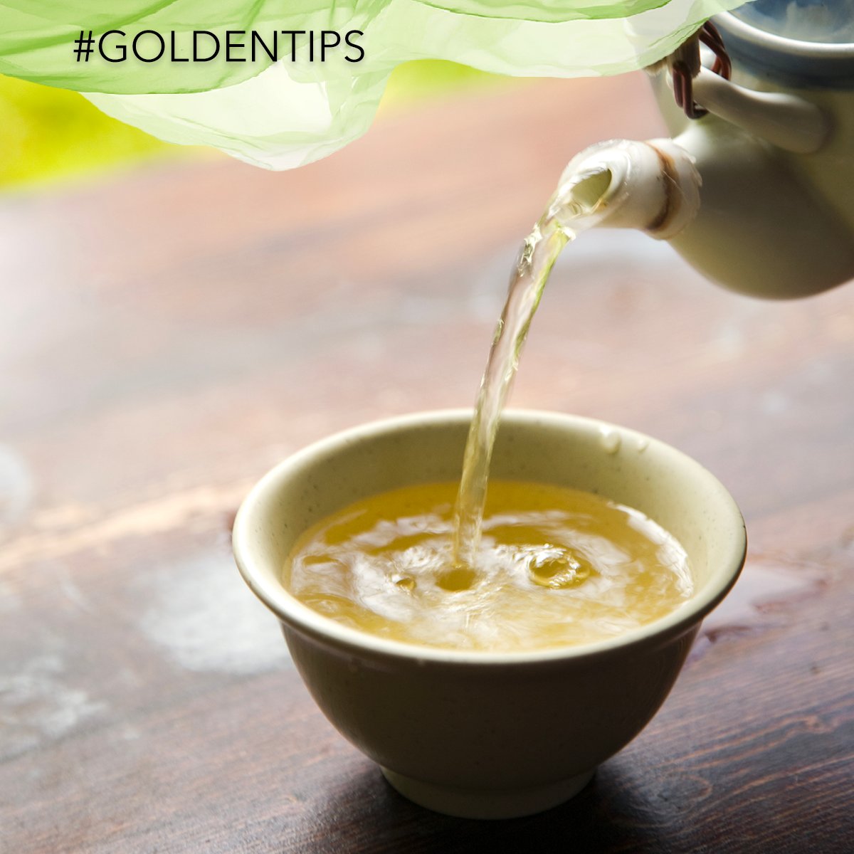 tweetgoldenlady's tweet photo. Merenda pomeridiana? Alle 17 e a base di #theverde! A quest’ora il processo di trasformazione dei nutrienti in energia tende a rallentare e il the verde, oltre a riattivare il #metabolismo, riduce la ritenzione idrica e attiva un effetto #detox. #GoldenLady #GoldenTips https://t.co/skxTWrKo7X