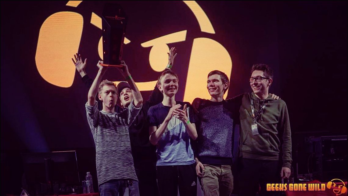 We (ex-Fragsters) are still searching for an organization to represent for 2019!
We're a fresh lineup, but with a stable core. We're participating in MDL and playing all quals possible.
Anyone interested can DM me here or at frederikmnielsen@live.dk, retweets much appreciated!