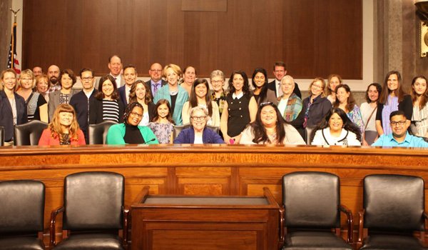 LymphaticNet's tweet photo. Don't be silent. Join LE&RN and make your voice heard on Capitol Hill at our upcoming #DCLymphLobby, March 29. No experience is necessary; just a desire to make a difference. LE&RN Spokesperson Kathy Bates will lead the charge. https://t.co/nocfVUuPqR https://t.co/aEXQG2eldC