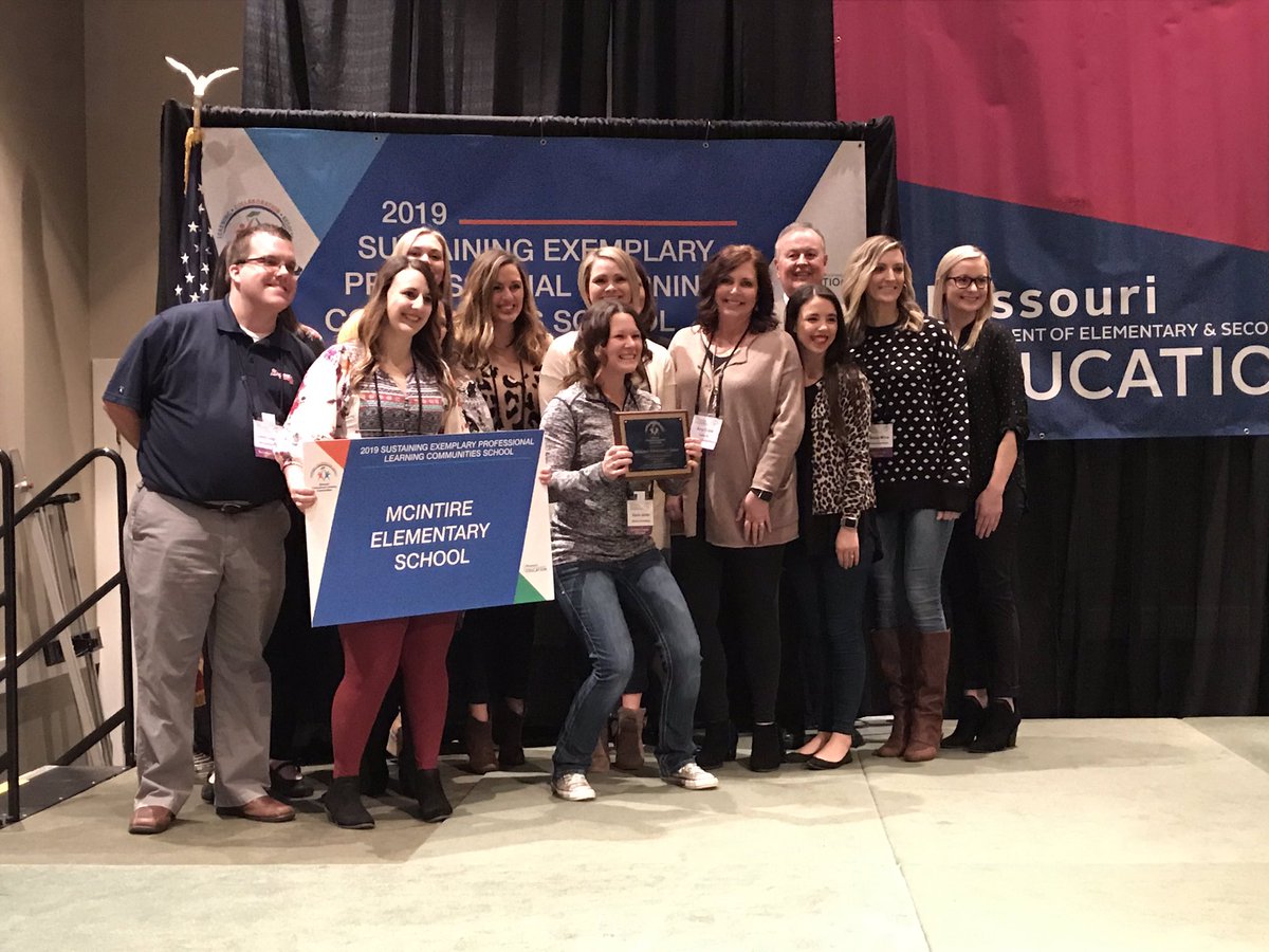 BethHouf's tweet photo. Way to go, #mcteach! You make us #fultonproud for sure! #moplc19 @rdgdownthehall https://t.co/d7HGqg06a4