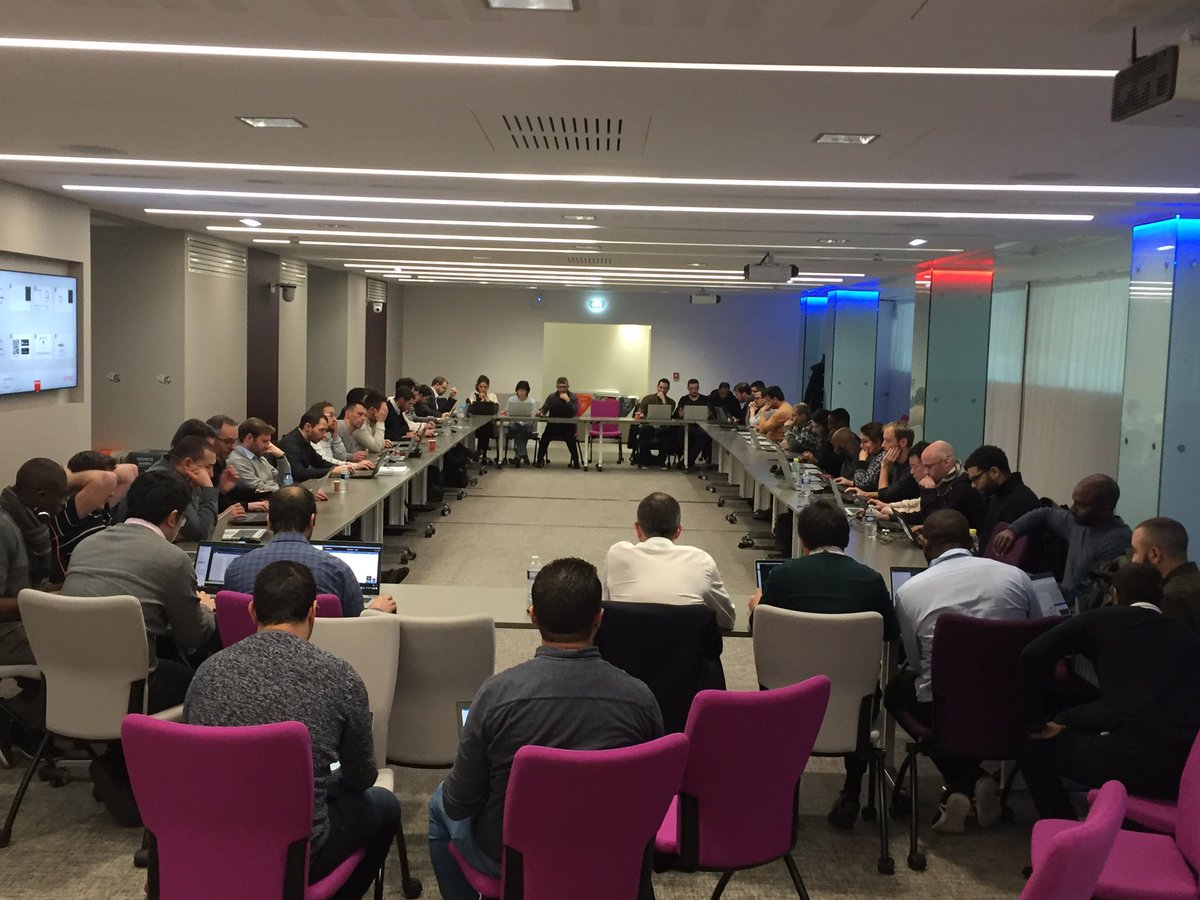 BenGosset78's tweet photo. DOJO déploiement automatisé sous Azure : Nanterre dans le cloud  #AXAGuildeOps #clouds #AXA https://t.co/74x3qZP6Os