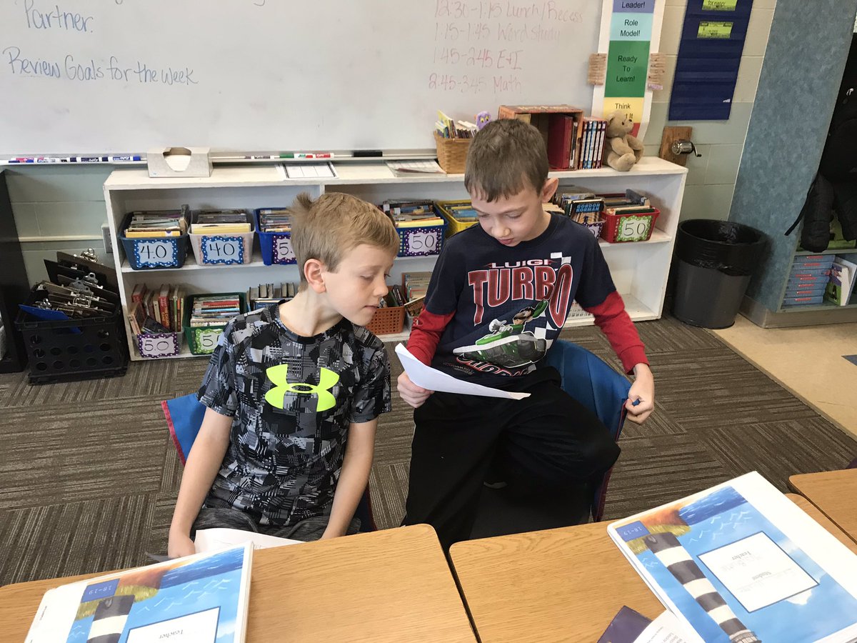 hes_bristle's tweet photo. Starting the week by meeting with our accountability partners. Goal setting for the week and checking in on WIG progress. Great way to start a Monday!#HeritageLeaders #PLSDProud #firstthingsfirst #endinmind @HeritagePLSD @PLSD @TheLeaderinMe https://t.co/IRfcQaE2Xe