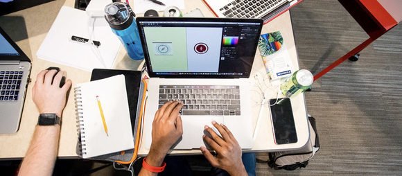 Here's a new way for students to develop their design skills, gain practical experience, and get connected with a broad community of designers, engineers, and marketers. Introducing: the Creative Jam. adobe.ly/2TUkWsq