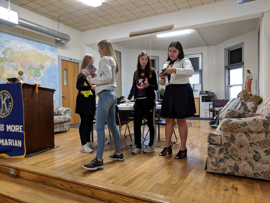 KeyClubTMP's tweet image. This morning we celebrated all our new members with cake!! Thank you all for your dedication to Key Club!