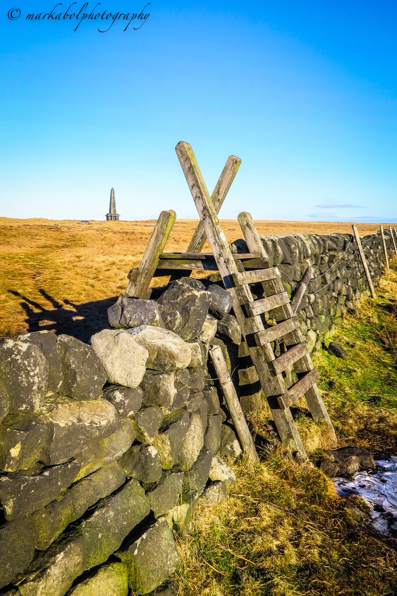 photobymarkabol's tweet photo. Todays Office ....Stoodley Pike @TodmordenNews1 @HXCourier @HebdenBrTimes @Welcome2Yorks @CalderdaleLife #todmorden #stoodleypike #calderdale https://t.co/mEx5DPVDk5
