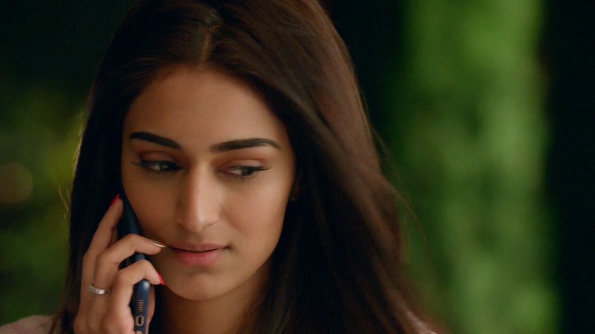 Conversation <a href="/LaghateParth/">Parth Samthaan</a> <a href="/IamEJF/">Erica J Fernandes</a> 😍😍😍