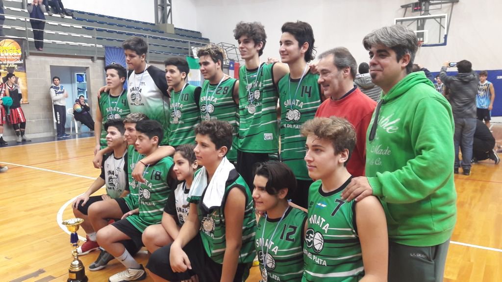 CAPeventos's tweet photo. 19 #CopaDeClubes Básquet Peñarol - Inscribiendo equipos: info@capeventos.com.ar - Participaron importantes equipos de más de 11 países de Latinoamérica.
Fotos de la Edición Anterior:
#Basquet #Baskete #Basket #Basketbol #MarDelPlata https://t.co/46E7x0GvLb