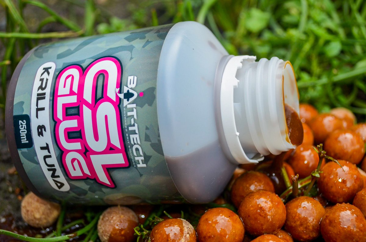 BaitTech's tweet photo. NEW FOR 2019 | Are the CSL Glugs! Coming in Natural or Krill &amp; Tuna Flavours this high protein liquid food source is irresistible to carp. Perfect for dipping hook baits, glugging boilies and boosting spod mixes, groundbaits or stick mixes this is an edge every angler needs! https://t.co/ya7tFgxtVZ
