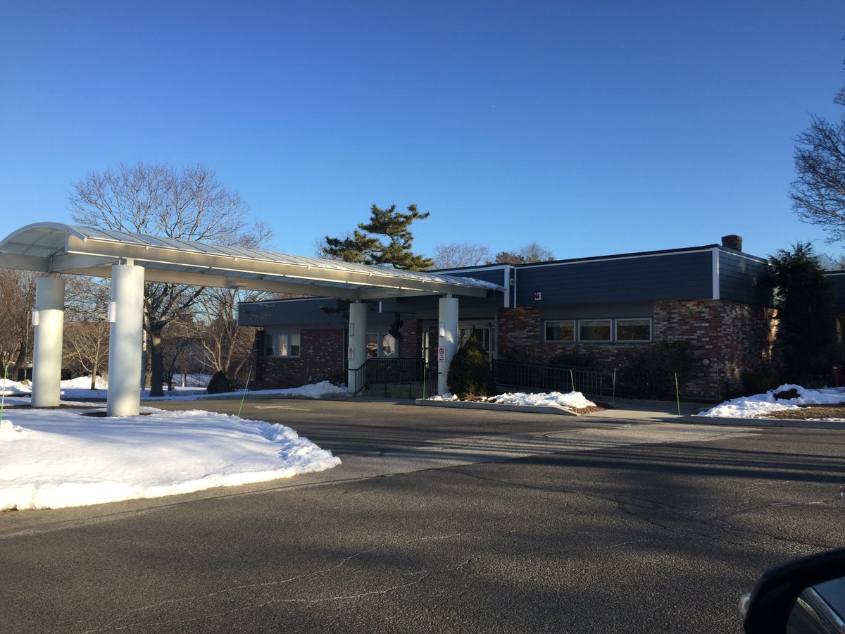 Eastport Manages Tenant Relocation Project in Norwell, MA

Debra states “I am very happy we were able to take a completely  unfinished space and turn it into the cozy office that we did and in the  time-frame required.” 

Read more at our link below!

eastportrealestate.com/press/2019/1/2…