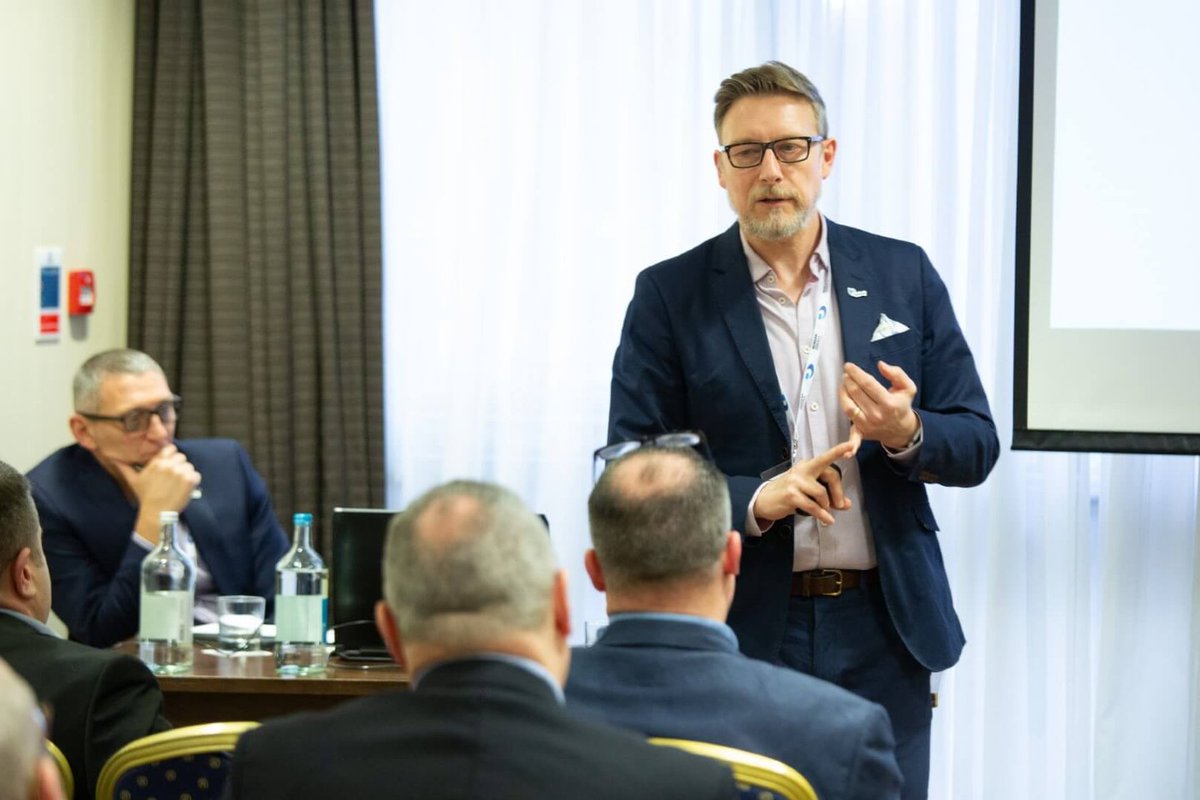 bathbadger's tweet photo. Some great @GasTagUK pictures from the brilliant @NHMFOfficial conference last week. If you didn't get a chance to catch up, please drop me a DM or visit our page: https://t.co/BygXCL18RB https://t.co/qo4z6mQupt
