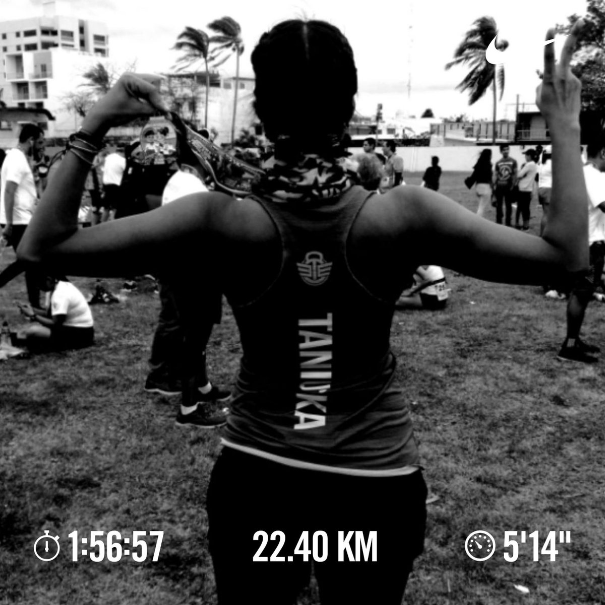 taniacancino's tweet photo. #MMPV2019 Objetivo logrado! Mejoramos tiempo a pasito suave y sensual! Vamos por los kms que siguen! #chilangorocha #runners #taniuska #runlikeagirl #Veracruz #Coatza #21K corrí uno más xk estaba aburrida 😂 #situ https://t.co/GfZEPyWwhg