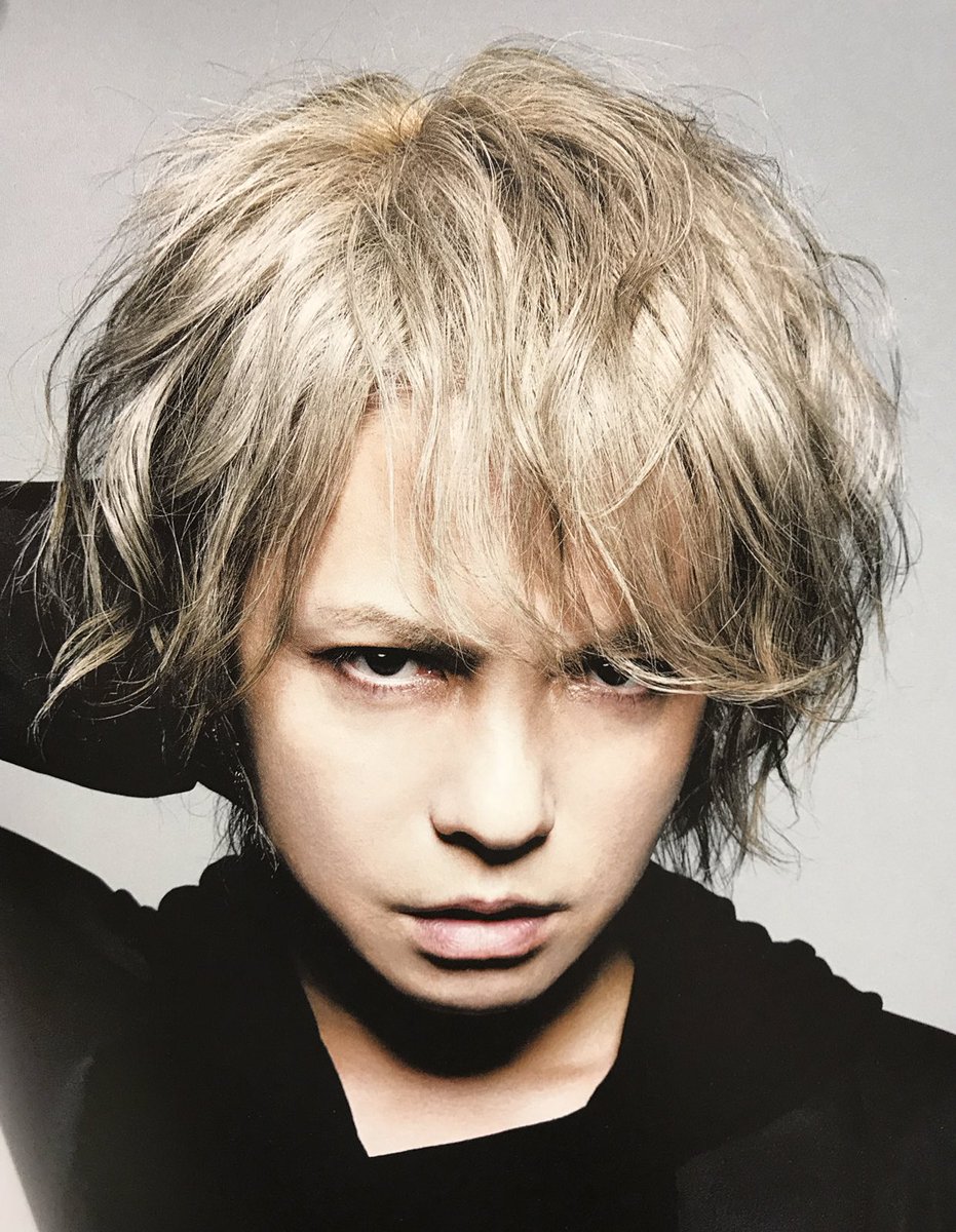 Ren_en's tweet photo. HYDEさん誕生日おめでとうございます🎊いつまでも応援してます！！希望をありがとうございます！！ https://t.co/8ZfJDKPUTF