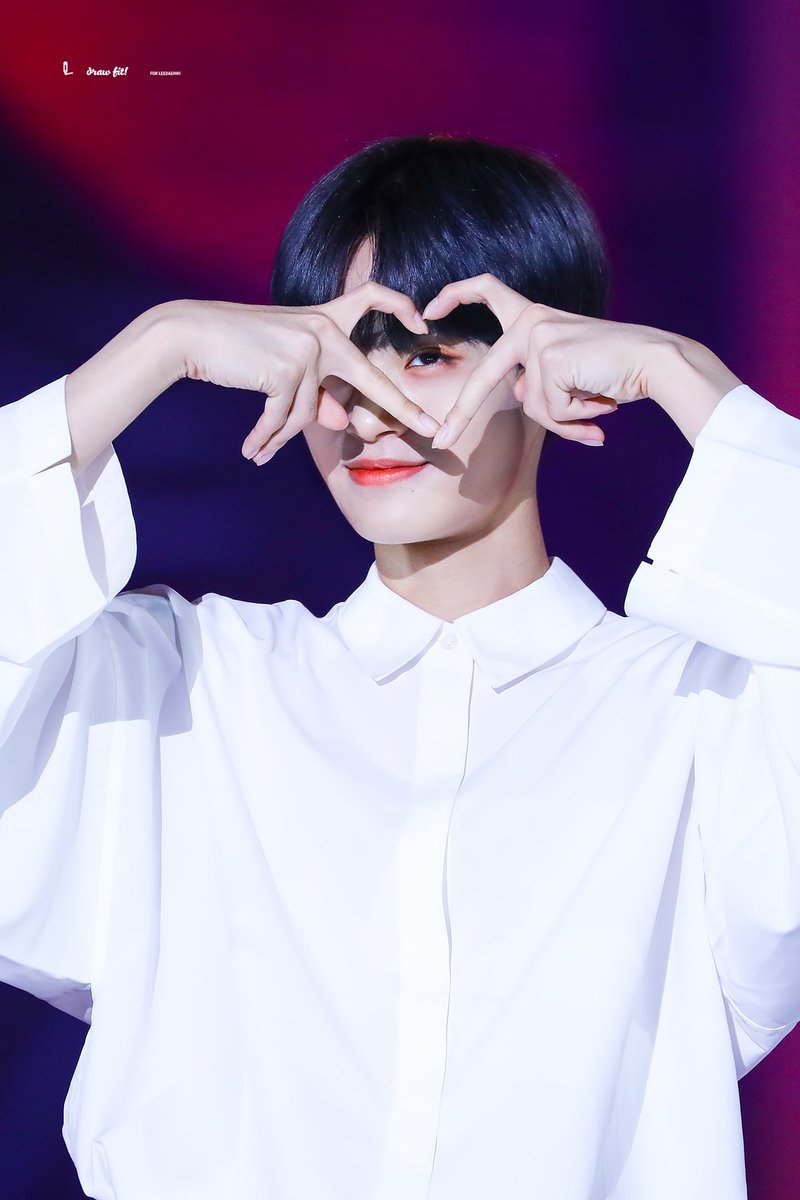 ` แม่น้องอูจิน ● ㅅ ● ↺ tweet media