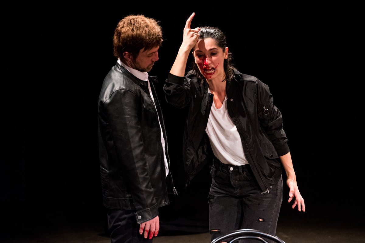 “JULIE”
Yarın akşam, 20:30’da, <a href="/entropisahne/">Entropi Sahne</a> 'de!
tiyatrolar.com.tr/tiyatro/julie