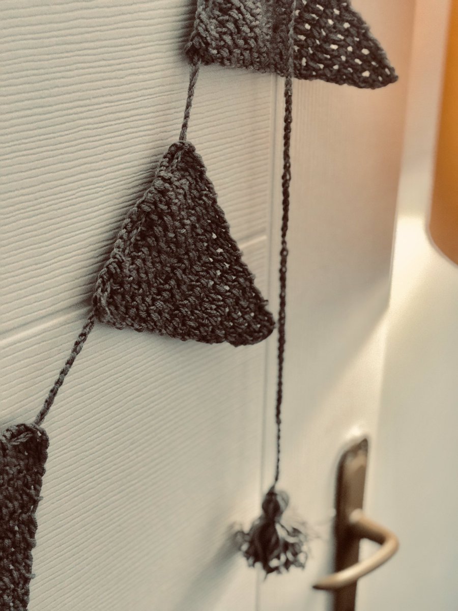 Crochet Flag Design | Home Decor youtu.be/DOKRRe3luZ8 via <a href="/YouTube/">YouTube</a>