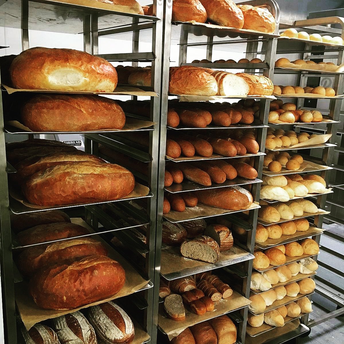 Dare2be's tweet photo. Interested in making yourself some dough? Bready for a new challenge?
Head over to our recruitment page to check out the latest catering vacancies at the new Tottenham Hotspur stadium 

#newspursstadium #todareistodo #londonfoodies #levy https://t.co/zYtLE8SVAR