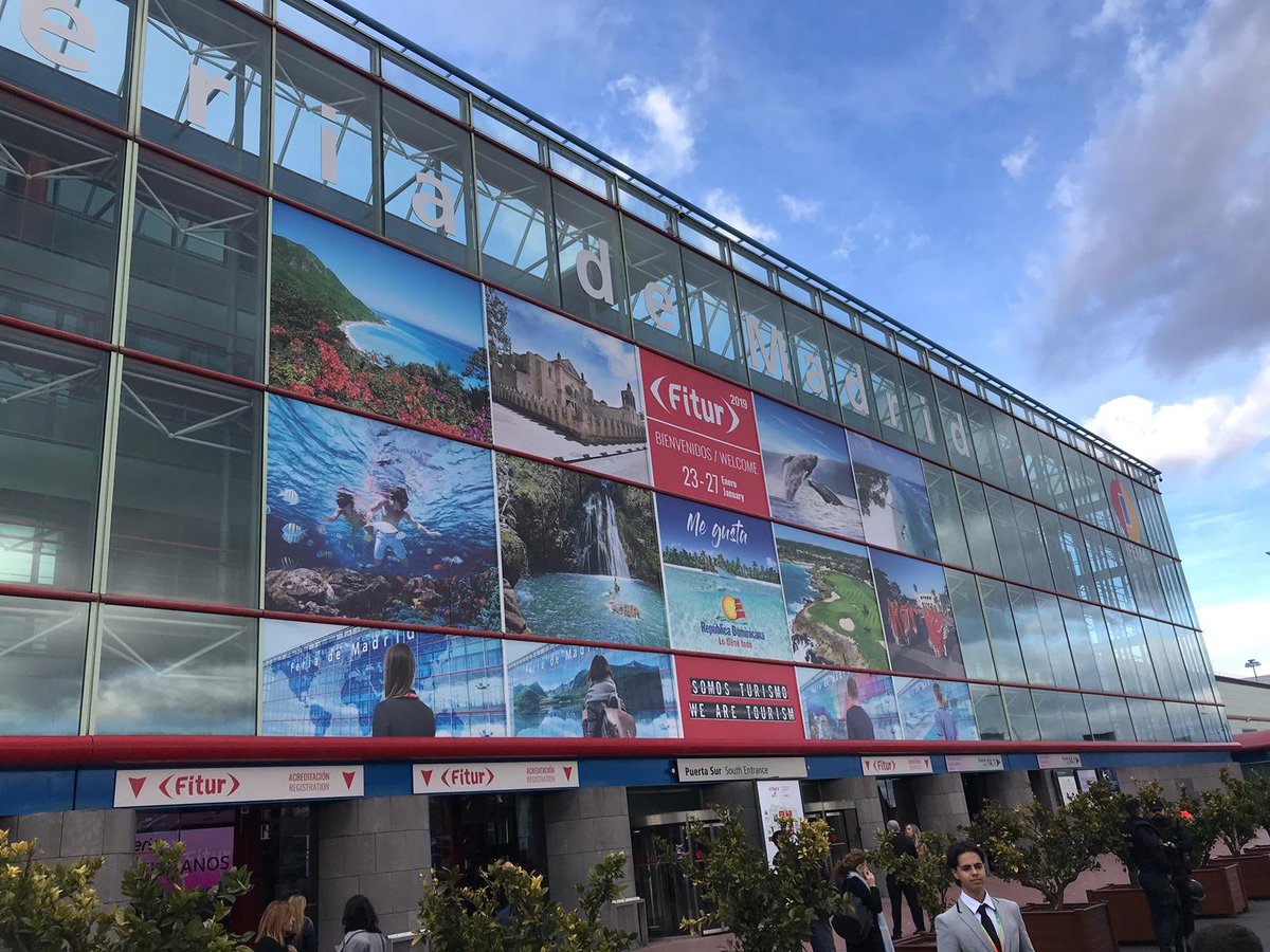 SocialPeri's tweet photo. Visita a FITUR😁😁😃 https://t.co/WOAkzHLEjL