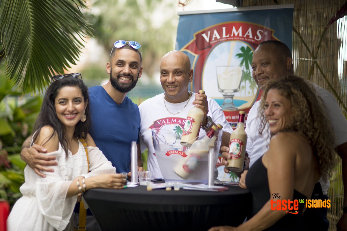 visitlauderdale's tweet photo. We're celebrating South Floridaβs Caribbean cuisine and diverse #culture at this yearβs Taste the Islands Experience! Join us in Downtown Fort Lauderdale, from April 26-28, for this unforgettable culinary event! #GreaterTogether #ttix2019 https://t.co/VN0bTBtlEi @ttixevents https://t.co/mkD6MFuHbb