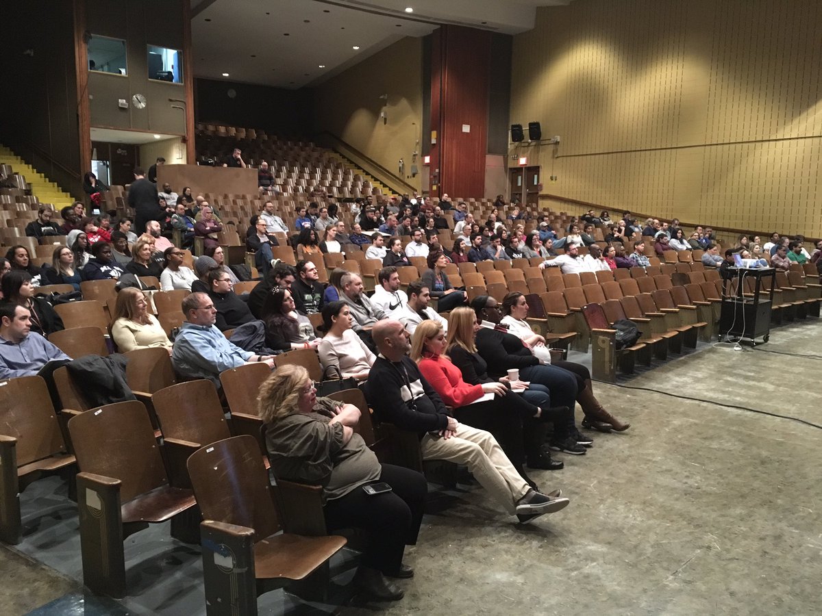 PaulForbesNYC's tweet photo. Kicking off the Implicit Bias Awareness Workshop at @JohnDeweyBK. Excited to be here w/ educators & administrators as we learn with & from each other.
This is 1 of 10 sites in NYC where the IB session is happening todayππΎ We are Moving toward a more equitable system #IBinNYCDOE https://t.co/lqxahrhoW2