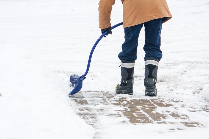 Health_Local's tweet photo. With all the snow we are getting today in and around the #GTA. Here are 5 tips for healthy shoveling #read
https://t.co/QDFz5Tl5CY
#chiropactor #chiropractors #backpain #backpainsucks #backpainrelief #spine #spinecare #healthyliving #healthcare #stcatharines #snow #winterstorm https://t.co/0lXM0wJ0em