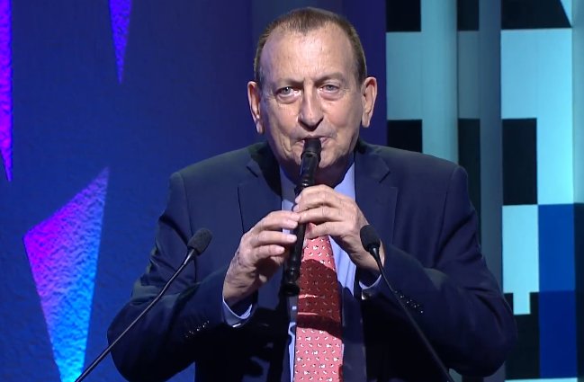 fijatetu_'s tweet image. El alcalde de Tel Aviv haciendo de Ralph. #AllocationDraw