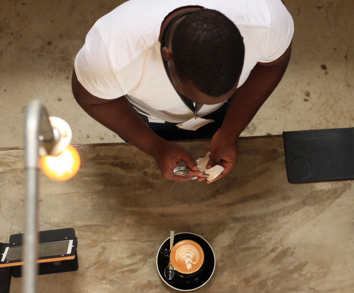 meanderingscoza's tweet photo. @lineagecoffee is my latest stop. I take a look at their Nottingham Road space at #coffeeandlife. Take a look at what I found... https://t.co/LZom92LES0 #coffee #TravelChatSA #experiencethemidlands https://t.co/RHAUZd2gnZ