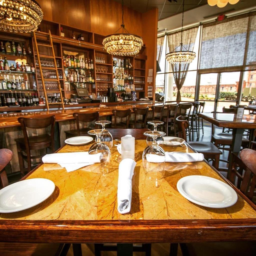 bestofthebull's tweet photo. 12 of the Best Date Night Restaurants in Durham https://t.co/PKqePJIuyx https://t.co/w3yHmBTu97