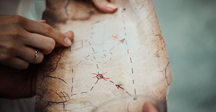 Moose_SCampLife's tweet photo. "For the tasks, we simply take note cards or even paper plates and staple them up around camp, each with a different task written on them." https://t.co/khUgYgMawi #scavengerhunts #summercamppro https://t.co/fUhOqktAmb