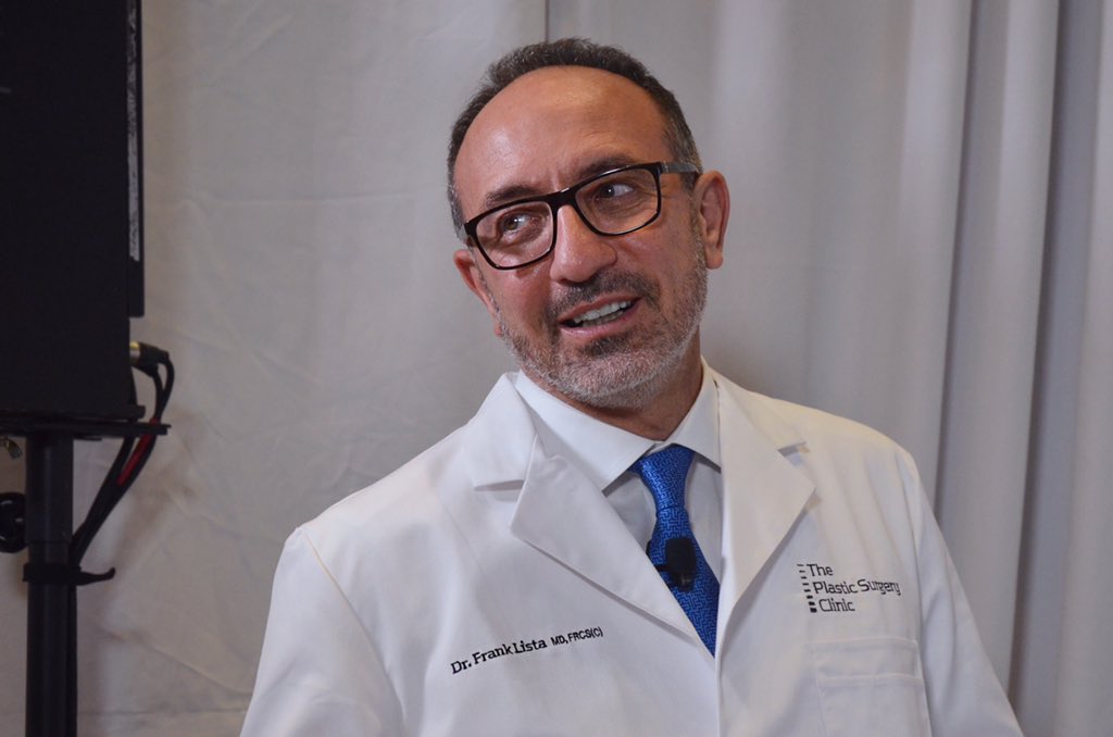PlasticSurgeryClinic tweet media