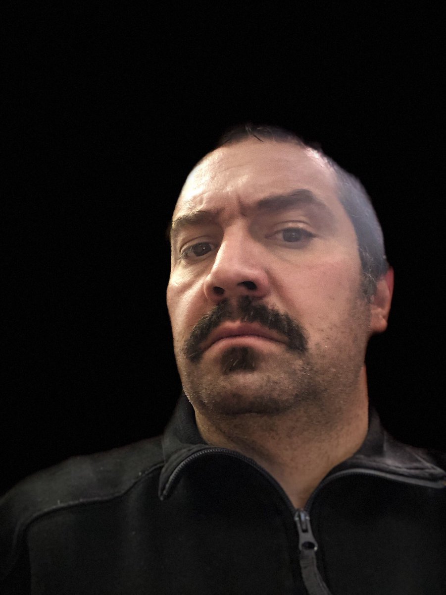 ELearning Day Mustache #pts_excels