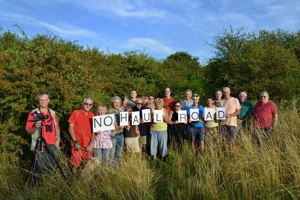 Barkingside21's tweet photo. Breaking: @RedbridgeLive Renege on Haul Road Decision – Nature Reserve will be Trashed
https://t.co/ItNR6WC8BU https://t.co/IdsswIsQdt