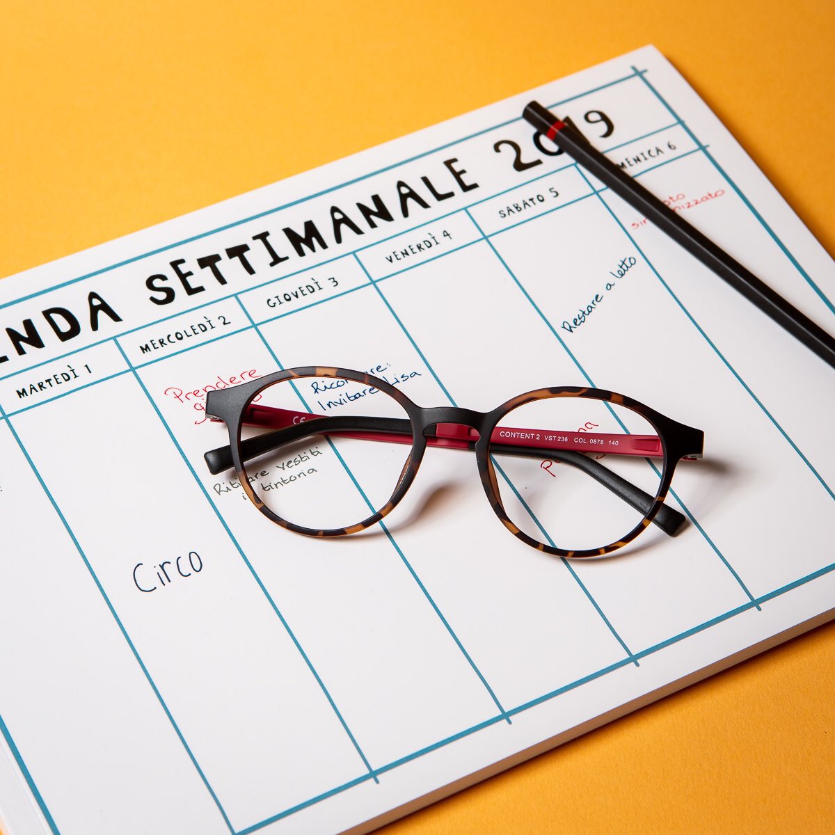 StingEyewear's tweet photo. #Content2 di #StingEyewear è leggero e facile da indossare. Scoprilo in tutte le sue varianti colore https://t.co/V3w9Gm0UUS https://t.co/sXaoM0wcjb