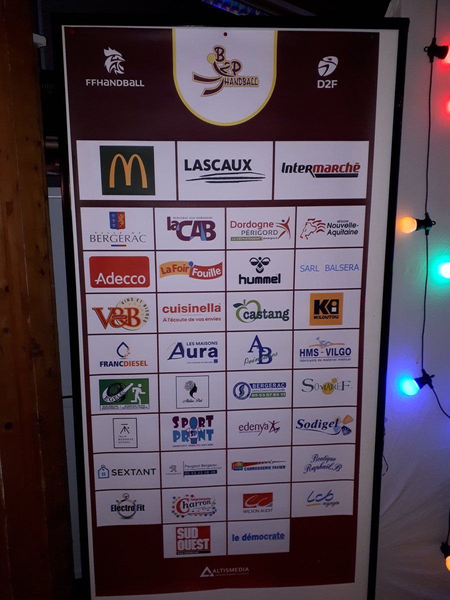B2PHANDBALL's tweet photo. Un grand merci à tous les partenaires présents samedi soir à la soirée partenaire, et plus particulièrement à #ElectrofitBergerac ; ainsi qu'à #Sodigel, #KiloutouBergerac, #JardilandBergerac et le traiteur #Beaufils pour leur participation ! #B2P #D2F @VilledeBergerac https://t.co/Vj5Tr4aQS1
