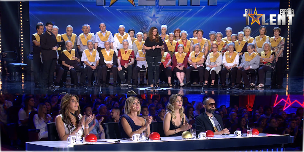 FremantleESP's tweet photo. “Los ancianos son las personas más generosas del mundo. No hay nada más triste que no tener memoria y viéndoos tan felices, nos da pena que mañana no podáis recordar vuestro paso por #VuelveGotTalent” 😢 Para nuestro jurado es un sí. https://t.co/4LnMferJ6c