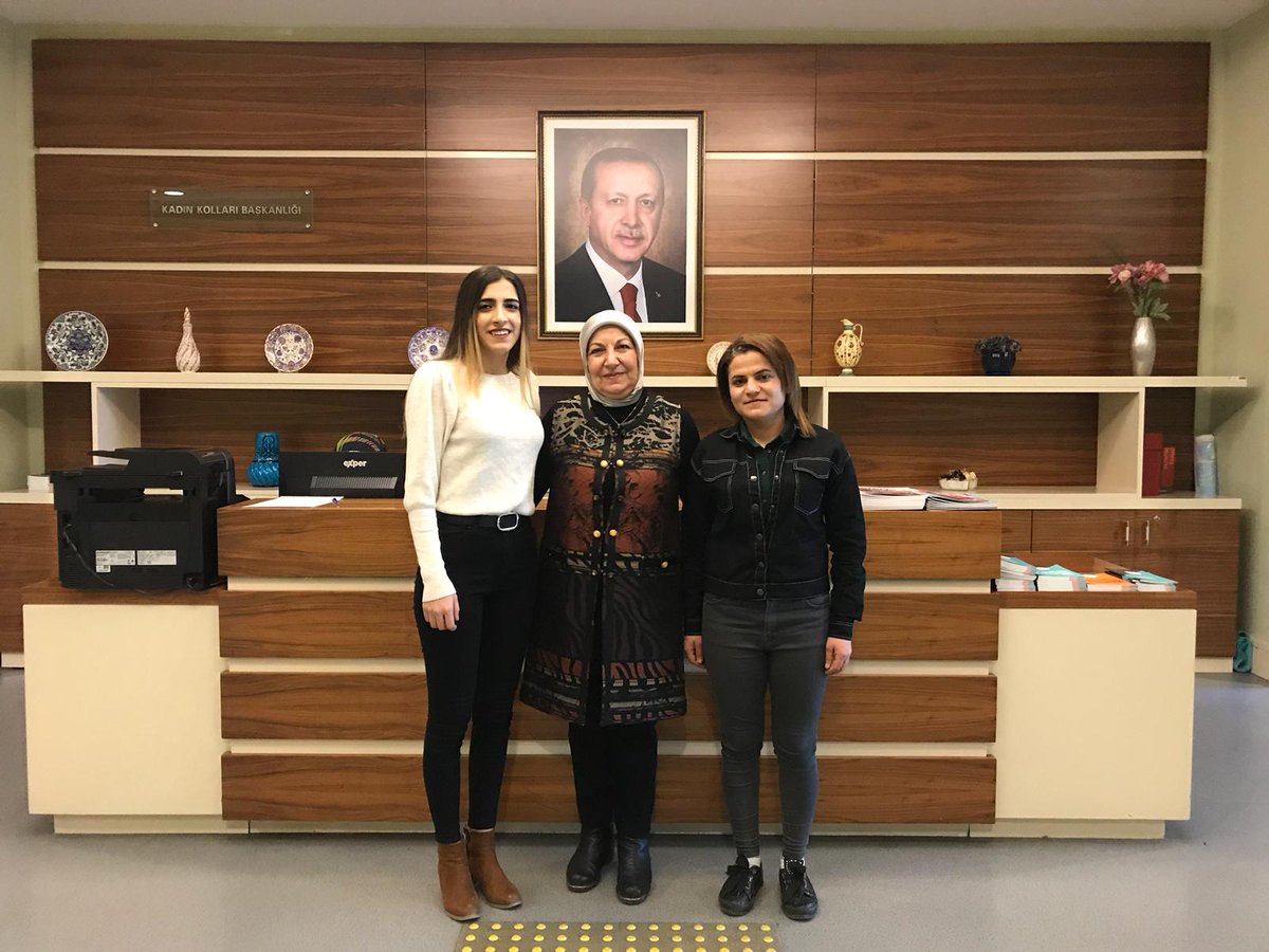 Rahime303030's tweet photo. Vakit mezhep, meşrep, etnik kimlik siyasetiyle ayrışma değil; bir olma, beraber olma, birbirimize kardeş olma vaktidir @EmineErdogan @selvacam @CananBaranizgi @oznurcalik @Emrullah_Gur @NaciBilici5 @MunevverErtus @Glsm_Isgorer @kubrailan3033 @ErciFethi @agrali_behcet @INehir01 https://t.co/luW4w2fOQn