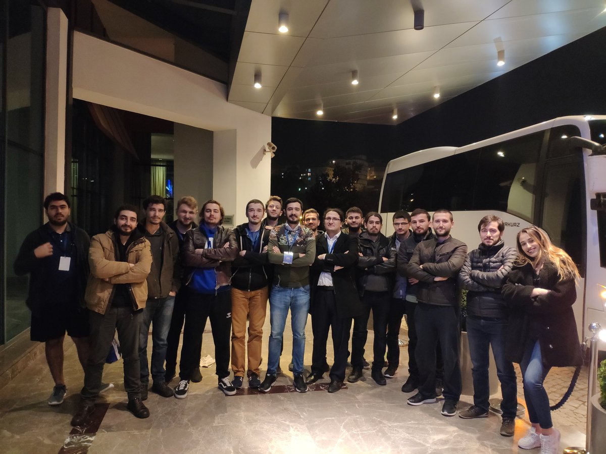 Etkinlik dönüşü toplu fotoğraf.... #cybercamp2019