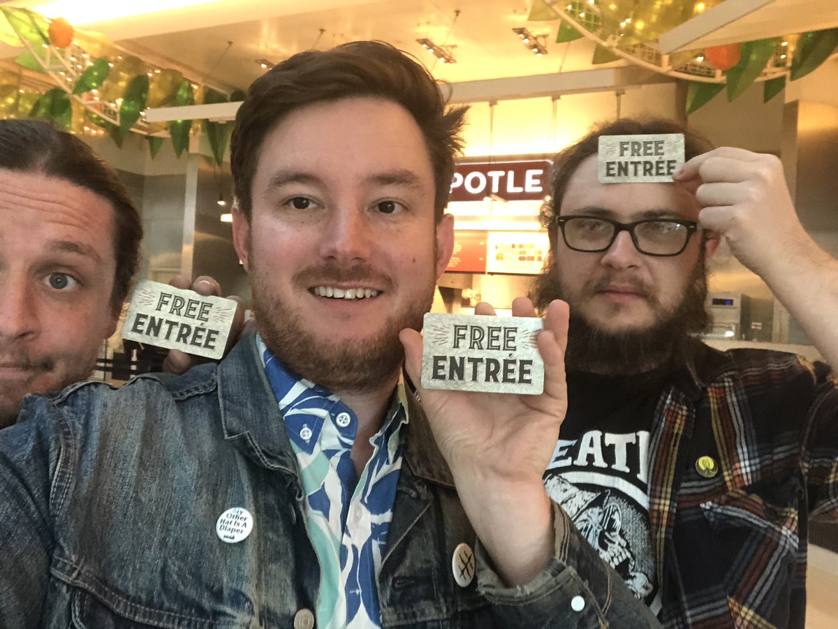 LateBloomerNC's tweet photo. Thanks to @ChipotleTweets for the coupons #wearepoor https://t.co/oCbzOrqXvW
