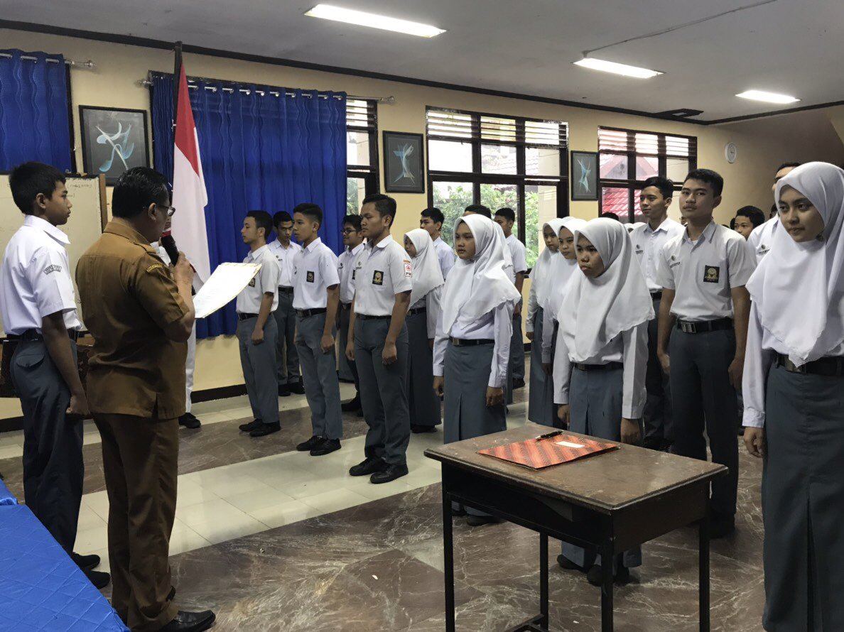 28 Januari 2019, telah dilaksanakan serah terima jabatan pengurus OSIS Masa Bakti 2017/2018, serta pengangkatan pengurus OSIS Masa Bakti 2018/2019. Diharapkan kepada 48 pengurus OSIS baru ini dapat mengemban amanah yang diberikan dengan sebaik-baiknya.